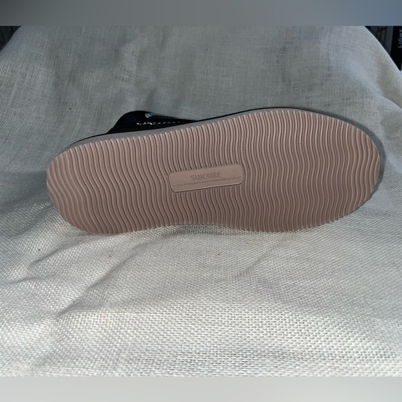 Suicoke Black BEE-wpab NWOT Original Box (duck boots) - Picture 5 of 7